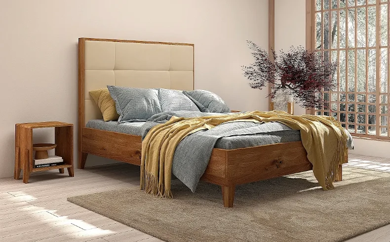 Drewniane łóżko do sypialni z tapicerowanym zagłówkiem