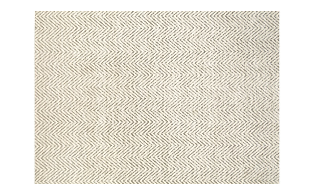 Prostokątny dywan w odcieniach beżu
