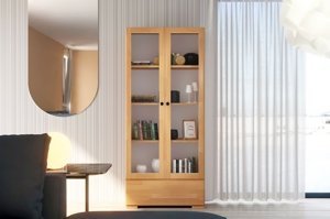 Drewniana bukowa witryna ze szklanymi drzwiami Visby SANDEMO 1S80 / kolor naturalny