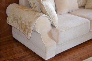Elegancka 2-osobowa sofa GENEVA w angielskim stylu