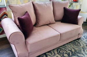 Elegancka 2-osobowa sofa GENEVA w angielskim stylu