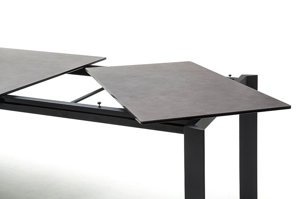 Nowoczesny rozkładany stół ALMARAZ z ceramicznym blatem na metalowych nogach / 180-240 x 95 cm